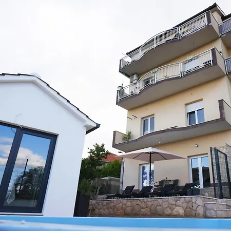 M&m In Imotski, Private Pool Apartmán Imotski