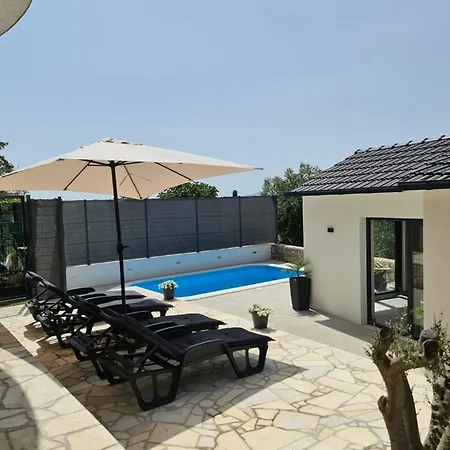 M&m In Imotski, Private Pool *